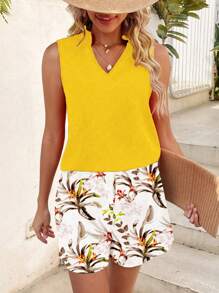 SHEIN Holidaya Conjunto informal de chaleco escote en V y shorts de pierna ancha con estampado floral para vacaciones - Amarillo - Ver 4