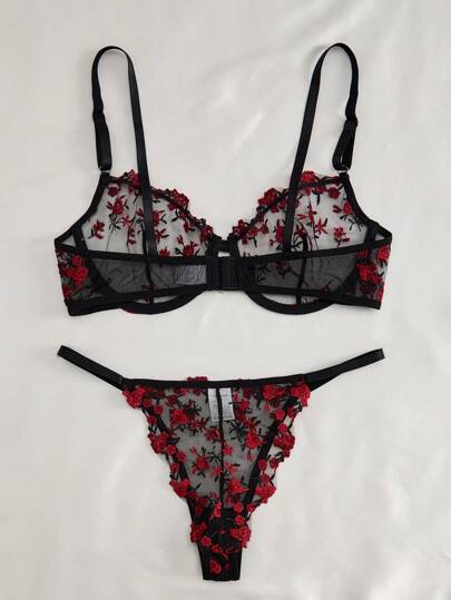 Heart Shaped Rhinestone ated Geborduurde Verleidelijke Lingerie Set view 2