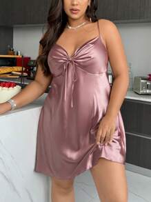 SilkySpell Nuisette en soie simulée avec nœud et plis devant, pour grandes tailles