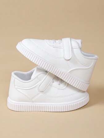 1 双女童简约时尚儿童运动鞋，软底幼儿鞋适合儿童日常休闲生活、校园装扮和户外活动，舒适柔软的春秋季运动鞋