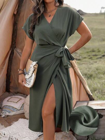 SHEIN EMERY ROSE CURVE Plus Size Solid Color Wraparound Strap Dress For Vacation And Leisure Women Outfit