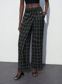 Maija Plaid Asymmetrical British Style Casual Modern Urban Fashionable Charm