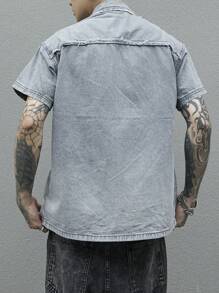Manfinity EMRG Men Short Sleeve Denim Shirt - Grey - View 2