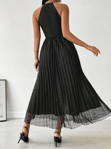 SHEIN Privé 女士花卉和蝴蝶紋刺繡網紗褶皺A字裙，收腰設計，優雅適合度假或日常穿著 - 黑色 - 查看 2