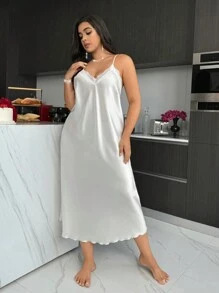 SilkySpell Camisola de seda con cuello en V y parches de encaje, espalda abierta, vestido largo para tallas grandes