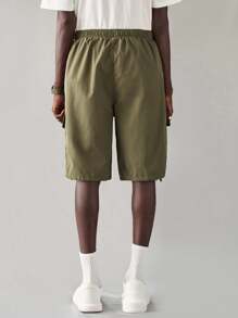 Manfinity VCAY Men's Woven Casual Solid Color Elastic Waist Loose Fit Shorts, Everyday Fashion - Army Green - View 2