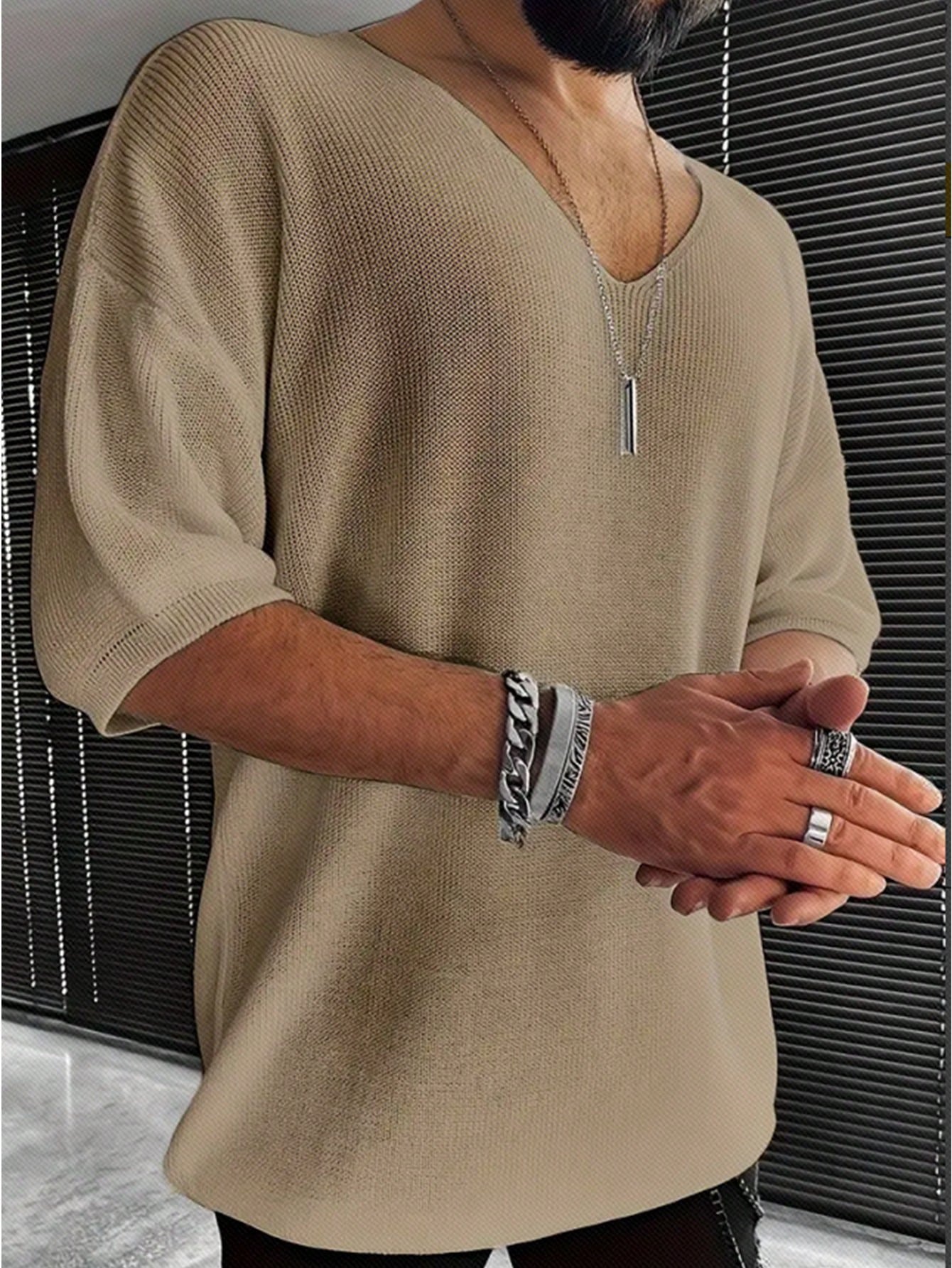 Manfinity Dauomo Men's Plus Size Solid Color Short Sleeve Casual Sweater, Spring Summer