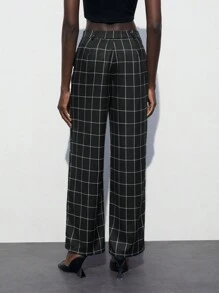 Maija Plaid Asymmetrical British Style Casual Modern Urban Fashionable Charm