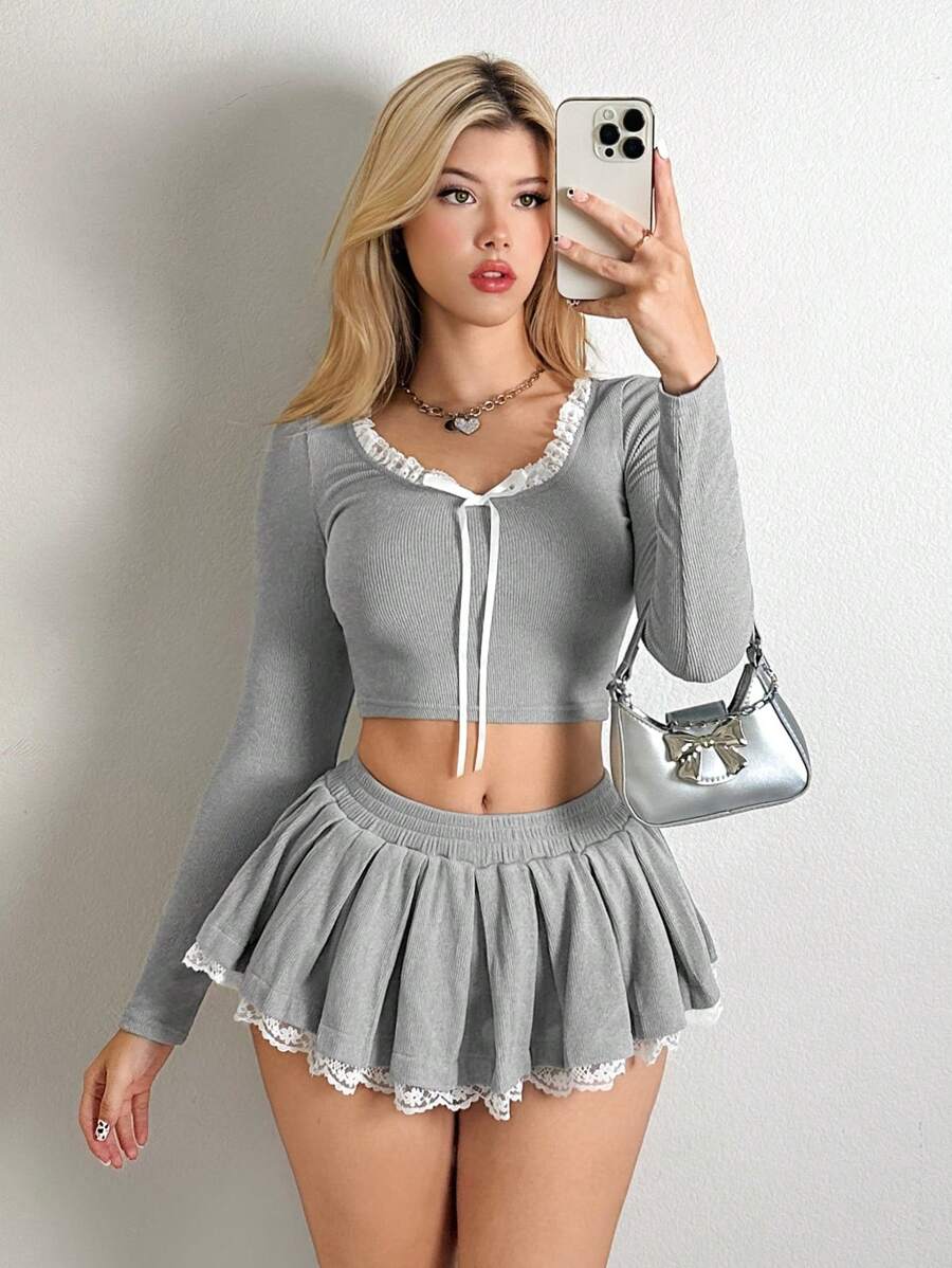 Sweetina 蕾丝花边与蝴蝶结装饰超低腰宽褶蕾丝裙短裙两件套