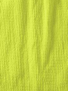 SHEIN 女童休闲梭织纹理面料流苏下摆挂脖连衣裙。梭织纹理面料为连衣裙增添了高级感和优雅的设计。流苏下摆设计增添了活泼优雅的气息，展现了年轻女孩活泼的个性。挂脖设计增添了休闲感，适合春夏穿着，适合各种场合，优雅又时尚，打造清新时尚的整体造型，展现年轻女孩的独特魅力。度假，夏季，旅行 - 綠色 - 查看 4