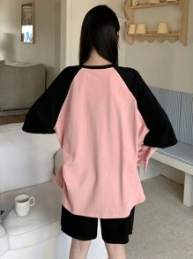 DAZY Women's Cute Rabbit Printed Contrast Color Raglan Sleeve Sleeve T-Shirt And Shorts Design Homewear Set - Pink - View 2