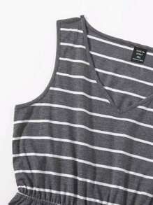 SHEIN LUNE 大尺碼女士條紋花卉印花V領腰帶無袖休閒裙，夏季 - 彩色 - 查看 4