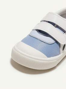 Cozy Pixies Girls' Light Blue Cartoon Designed Closure Flat Sneakers With Comfortable & Stylish Outsole(Random Pattern)