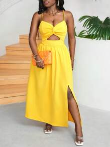 Slaydiva Summer Casual/Date/Holiday Spaghetti Straps Dress, Front Knot And Cut-Out Design, High Slit, A-Line, White Women's Dress -J
