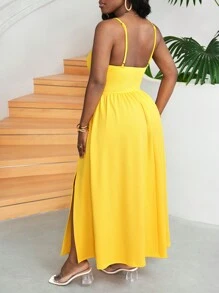 Slaydiva Summer Casual/Date/Holiday Spaghetti Straps Dress, Front Knot And Cut-Out Design, High Slit, A-Line, White Women's Dress -J