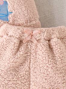 SHEIN 2 Stücke/Set Kleine Mädchen Herbst/Winter Cartoon Kaninchen bedrucktes flauschiges Hoodie Top und Shorts Outfit - Verschiedenfarbig - Übersicht 7