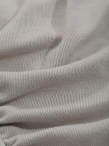 DAZY Áo thun nữ mùa hè màu trơn cổ chữ V tay ngắn ôm sát, kiểu dáng xếp lớp, thích hợp mặc đi chơi. - Xám - Xem 8