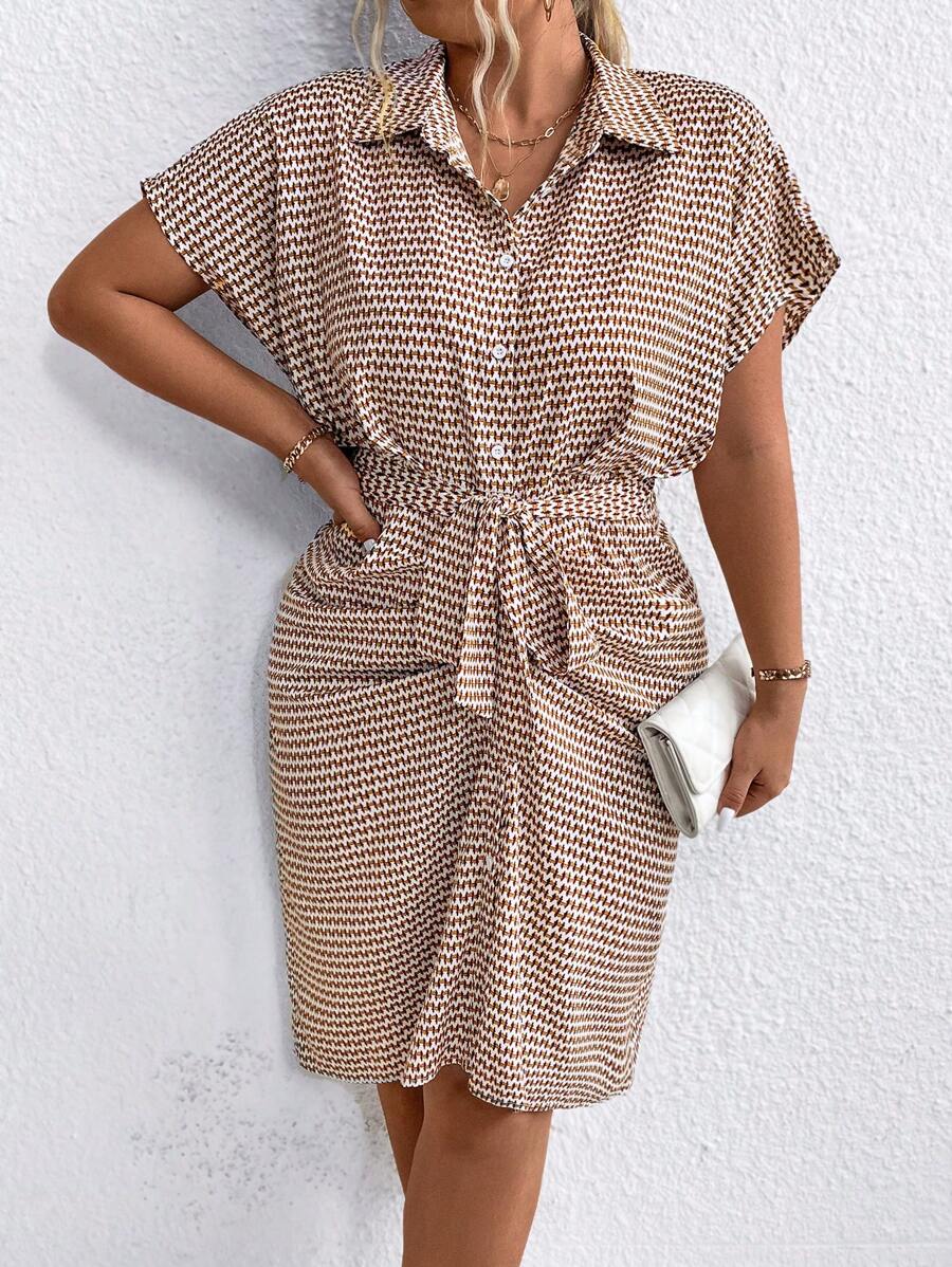 SHEIN Clasi Váy ngắn tay đơn giản hàng ngày của phụ nữ Plus Size - màu nâu - Xem 1