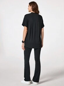 TaskEZ Solid Color V-Neck Short Sleeve Top And Pocket Pants  Uniform Set, Scrub Sets - Black - View 2