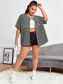 Flirla 大尺寸女性簡約印花扣短袖襯衫