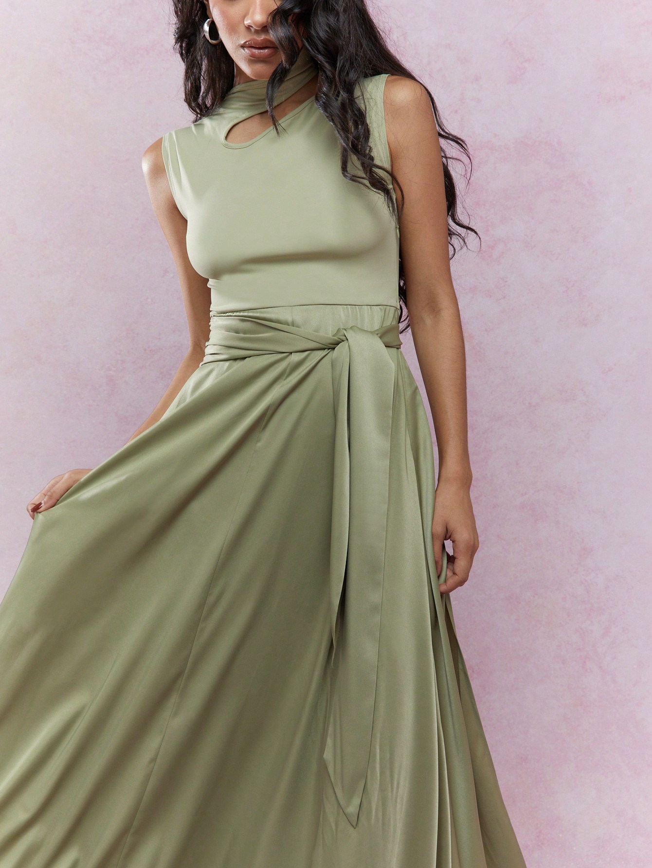 green emerald velvet dress Miss Circle Women Umme Sequin Emerald Green Gown main image 0