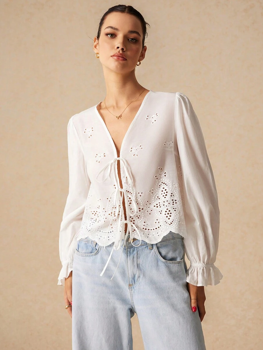 Poéselle 女装，夏季女衬衫，秋季长袖衬衫，白色衬衫，白色刺绣上衣，前中心系带衬衫，女士纯色长袖烂花刺绣前系带宽松上衣，春夏季面料舒适透气，适合日常、街头、度假穿着 - 白色 - 查看 1