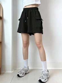 DAZY Quần short dây rút màu trơn ở thắt lưng có túi đựng quần áo rộng rãi - màu đen - Xem 2