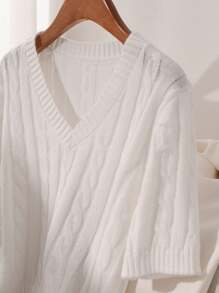 SHEIN Essnce 加大码针织 V 领短袖毛衣（配扭纱） - 白色 - 查看 3
