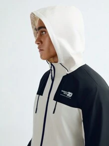 Manfinity VCAY Men's Casual Fashion Windbreaker Patchwork Loose Fit Long Sleeve Open Front Jacket,Black,White,Splice,Waterproof, Sunscreen And Quick Drying, For Fall Winter - Green - View 4