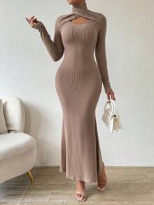 Chiquease Solid Color Long Sleeve Hollow-Out Slim Fit Maxi Bodycon Dress - Khaki - View 5