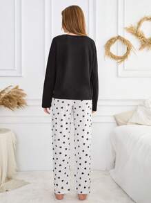 RueChic Cotton 2Pcs  Contrast Colour Slogan&Heart Printed PJ Set - Black and White - View 2