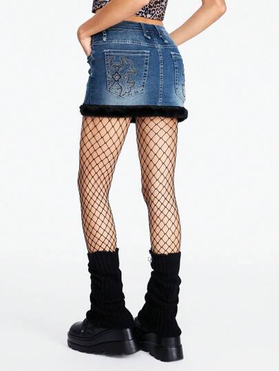 Grunge Punk Minifalda de mezclilla para damas con bordado de cruz y parche de estilo punkWasteland