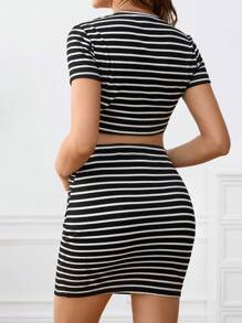 SHEIN 2pcs Maternity Casual Striped Top And Adjustable Waist Skirt Set - Black and White - View 2