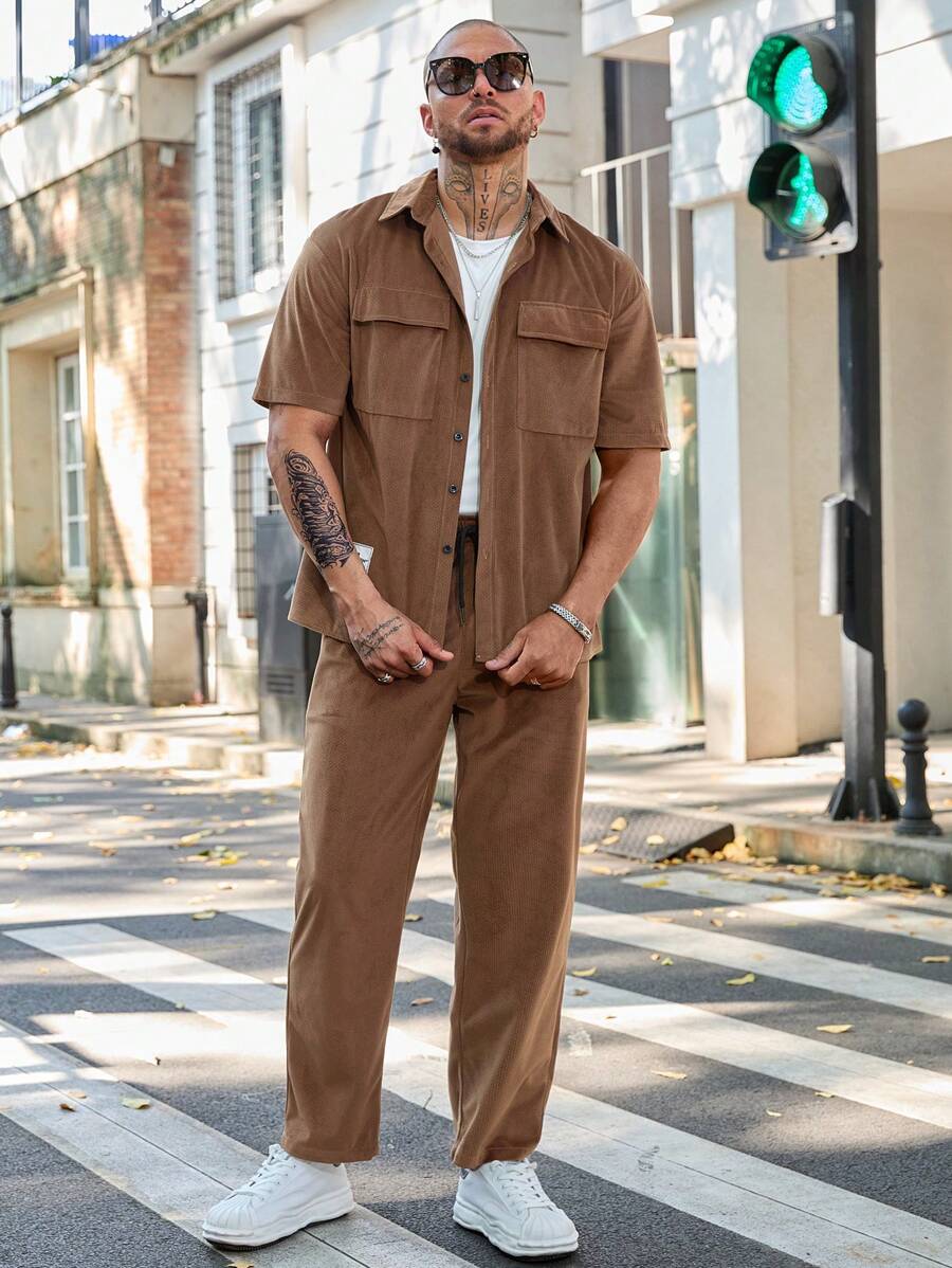 Manfinity Homme Men's Summer Solid Color Cargo Pocket Short Sleeve Shirt And Casual Pants Set - Camel - View 1