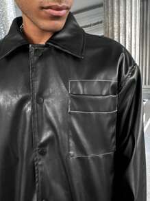 Manfinity Streetrush Chaqueta de manga larga con botones y bolsillo frontal de unicolor para hombre