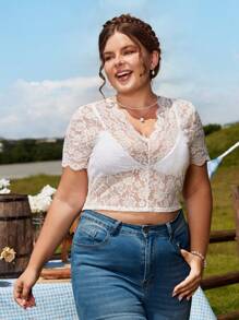 SHEIN Frenchy 大码 Dirndl 女式蕾丝 V 领慕尼黑啤酒节衬衫 - 白色 - 查看 3