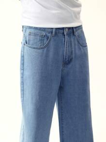 Manfinity Hypemode Men's Light Blue Washed Straight Leg Jeans - Medium Wash - View 4