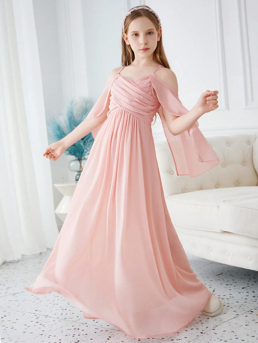 SHEIN Vestido De Chifón Con Volantes Y Pliegues Para Niña, Con Hombros Descubiertos Y Chal Para El Verano - Rosa - Ver 1