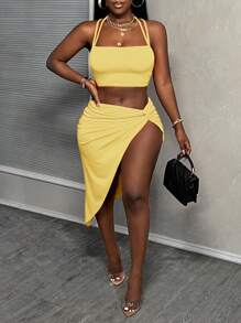 Slaydiva 2件套橙色无袖弹力吊带背心和高开衩扭结露背镂空度假裙套装（女款） - 黃色 - 查看 4