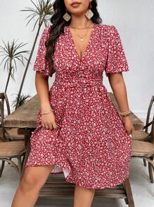 SHEIN LUNE Plus Size Floral Ruched Waist Casual Vacation Dress - Burgundy - View 3