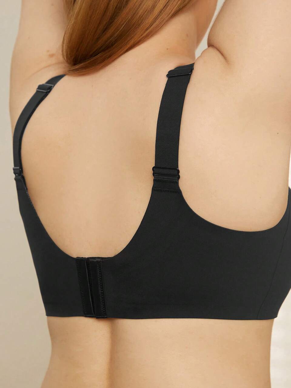 Dream Curve 2ndSkin Wireless Seamless Cutout Bra