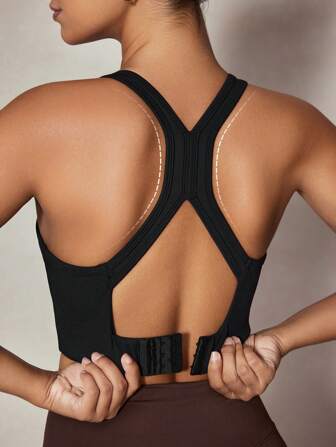 Lifespree 女士纯色高强度运动胸罩，配有后背交叉带和扣