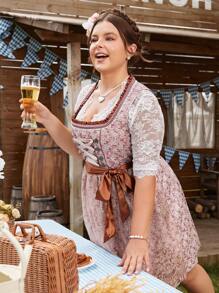 SHEIN Frenchy 大码 Dirndl 女式德国啤酒节蕾丝拼布提花中长连衣裙 - 彩色 - 查看 6