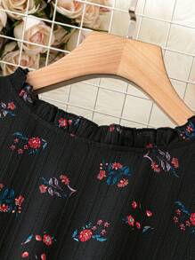 SHEIN LUNE 大尺碼花卉印花荷葉邊袖子連衣裙 - 黑色 - 查看 5