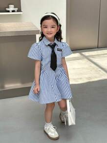 SHEIN Little Byeori Young Girl Woven Striped Collar Fitted Casual Tie Neck Dress - Blue and White - View 4