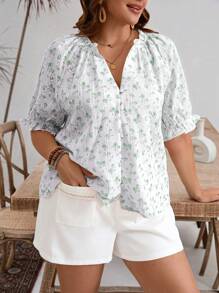 SHEIN Frenchy Plus Size Women's Summer Vacation Ditsy Floral Frill Trim V-Neck Puff Sleeve Blouse - Green - View 8