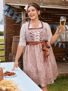 SHEIN Frenchy 大码 Dirndl 女式德国啤酒节蕾丝拼布提花中长连衣裙 - 彩色 - 查看 1
