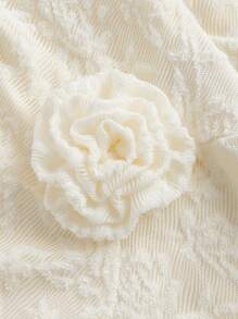SHEIN MOD Plus size retro paleis diep gedrapeerde nek gekruiste band 3D bloemendecor uitsparing ruche zoom kanten textuur jurk