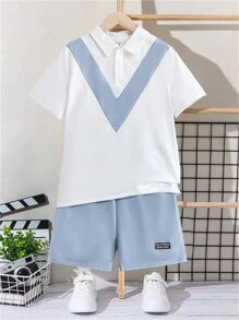 SHEIN Conjunto de 2 piezas para niño preadolescente: Camiseta de polo de manga corta y shorts sueltos casuales con colores contrastantes - Celeste - Ver 1