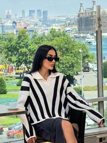 SHEIN Pull à épaules tombantes avec col en forme irrégulière et rayures pour femmes